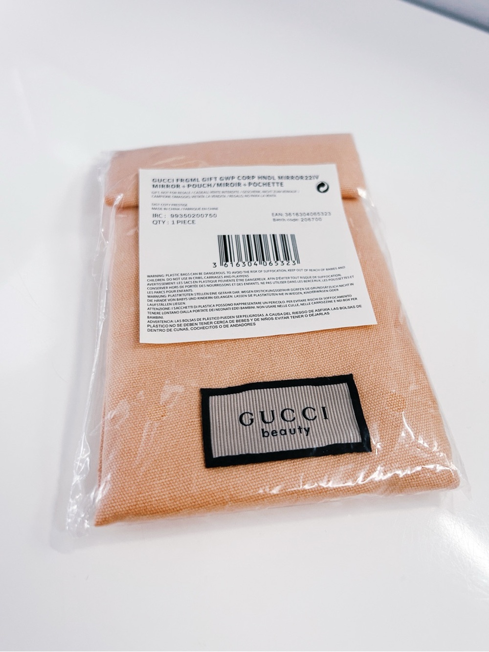 Gucci beauty handheld makeup mirror with pouch - Picture 5 of 7